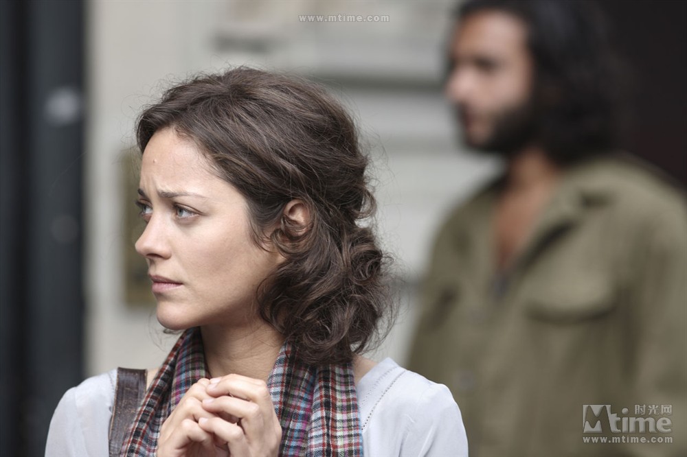 小小的白色谎言 官方剧照