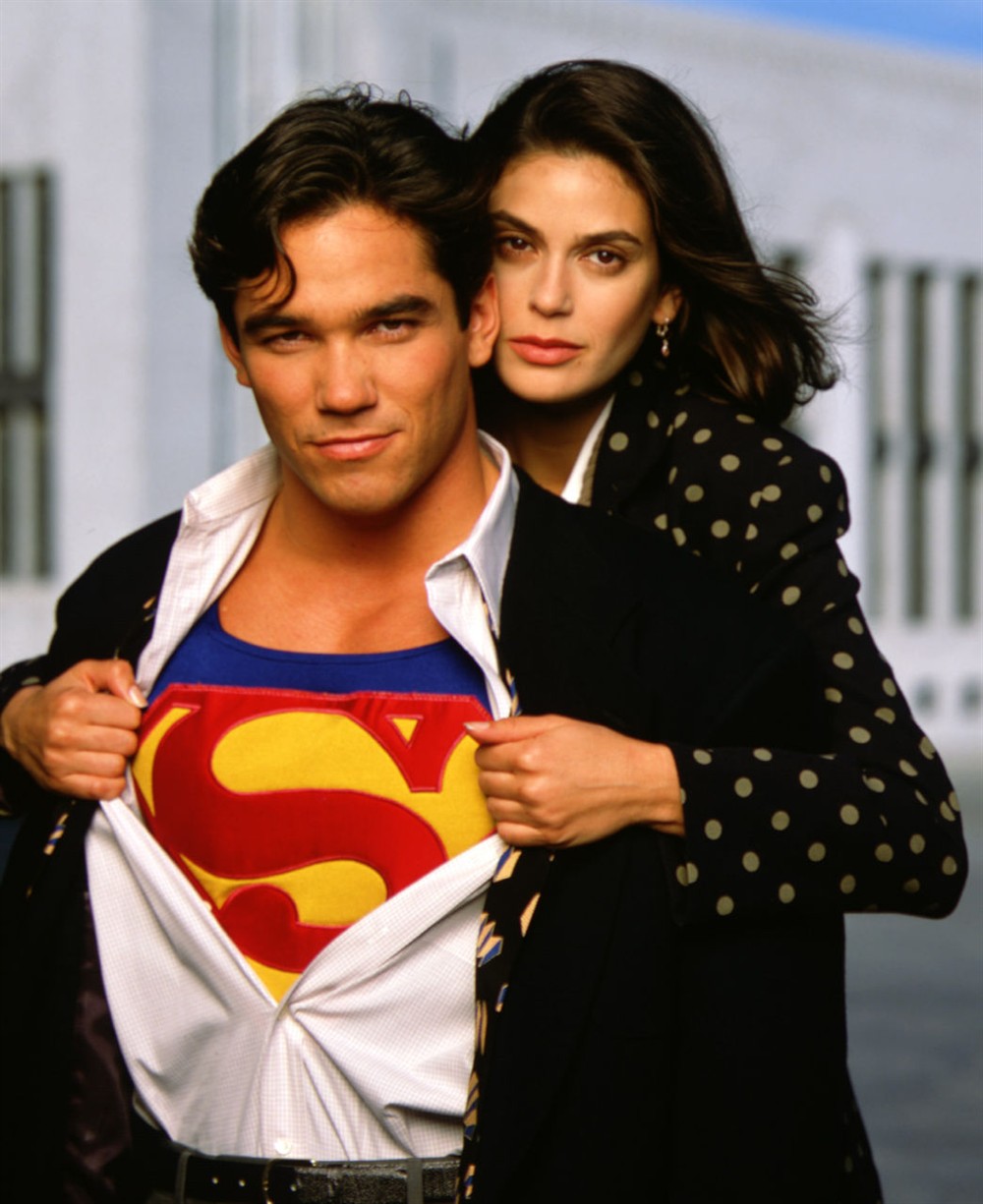 超人和露易斯第二季图片
