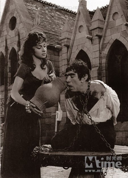巴黎圣母院notre-dame de paris(1956)剧照 #13