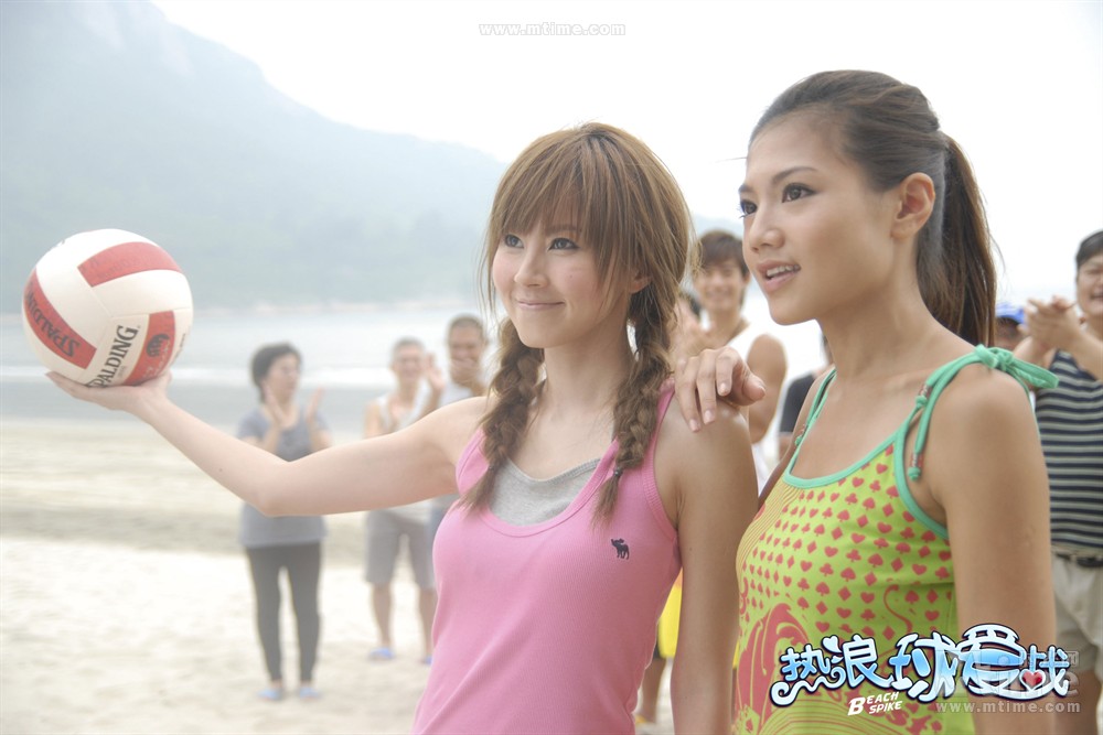 热浪球爱战 官方剧照