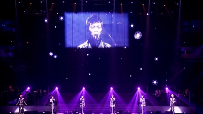 Beast安可演唱会3D剧照3