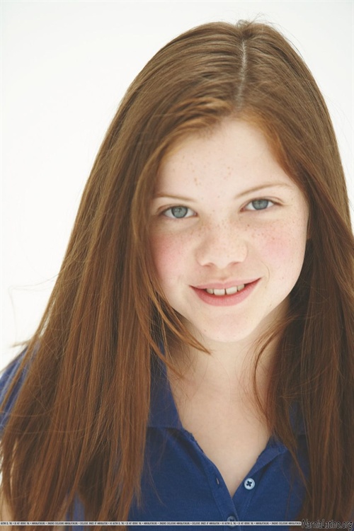 乔基·亨莉 georgie henley 写真#0002